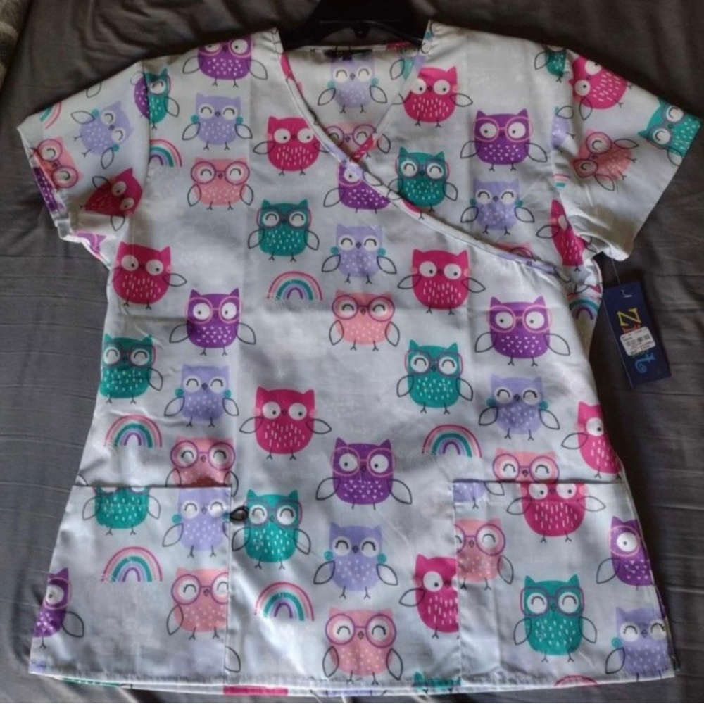Nurse scrub tops